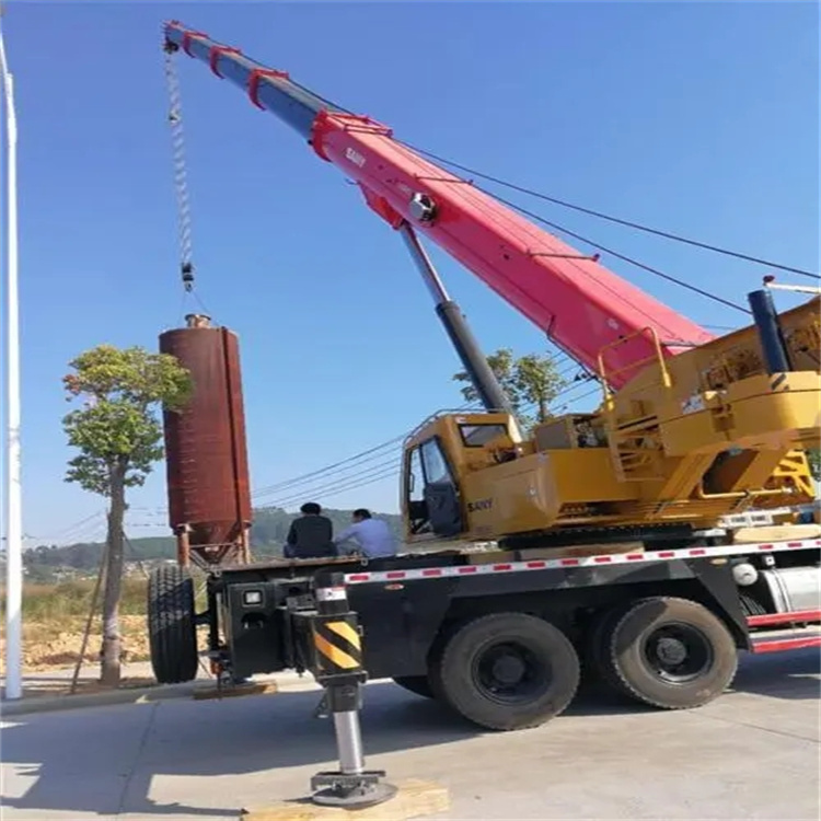 桐庐县专业吊车租赁多少钱