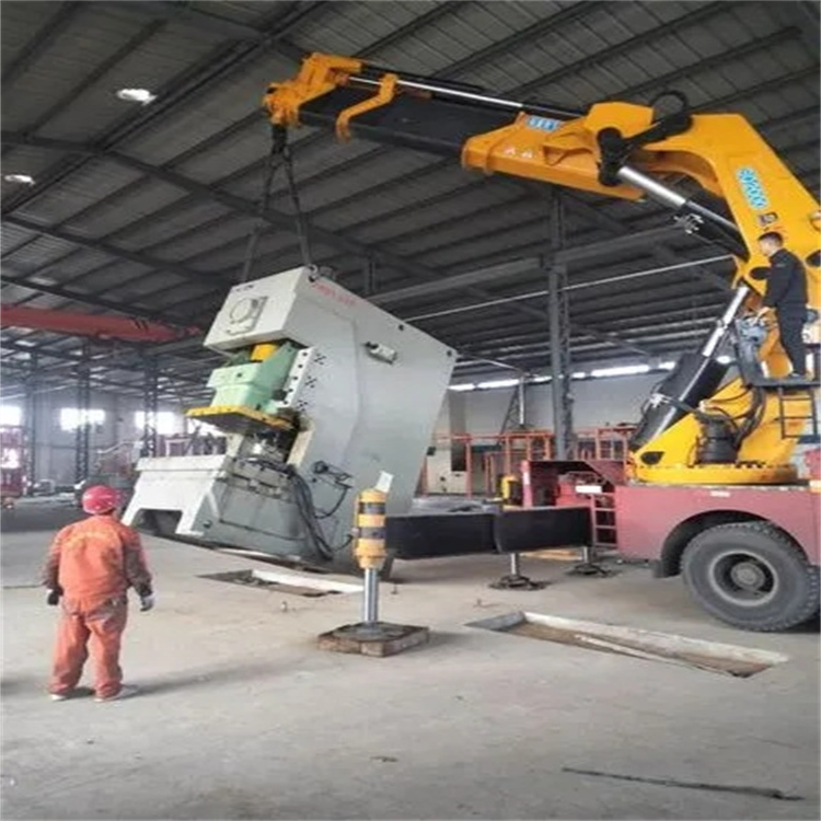 桐庐县80吨折臂吊车出租附近电话